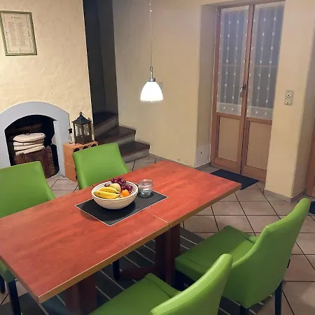 Ausonius Apartment *